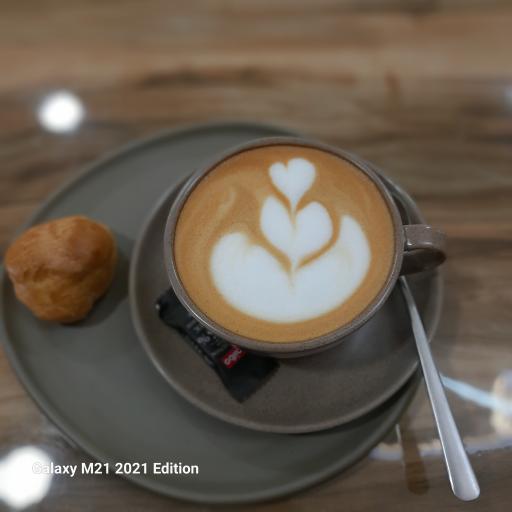 عکس کافه کتاب جیم