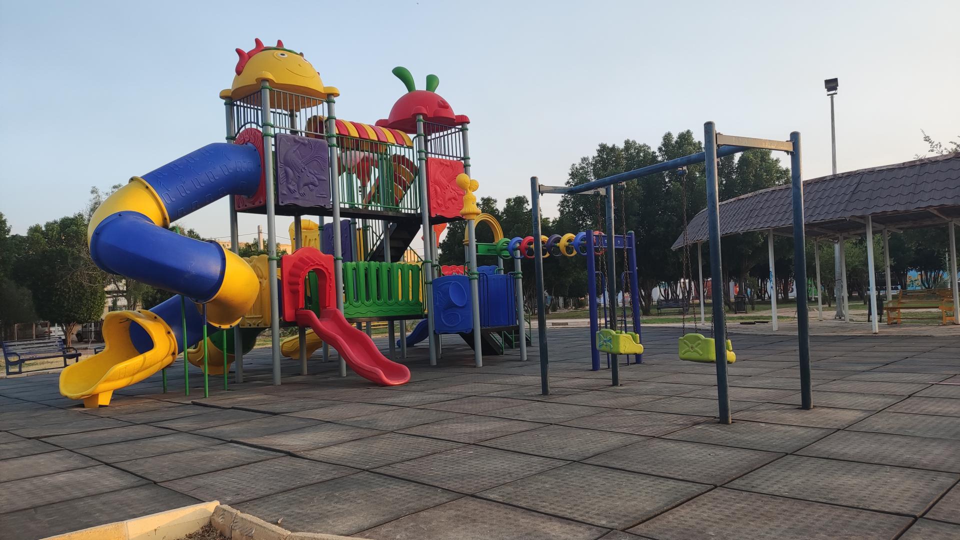 عکس پارک بازی کودکان 