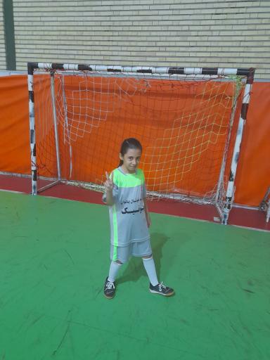 عکس سالن ورزشی تبریز پویا