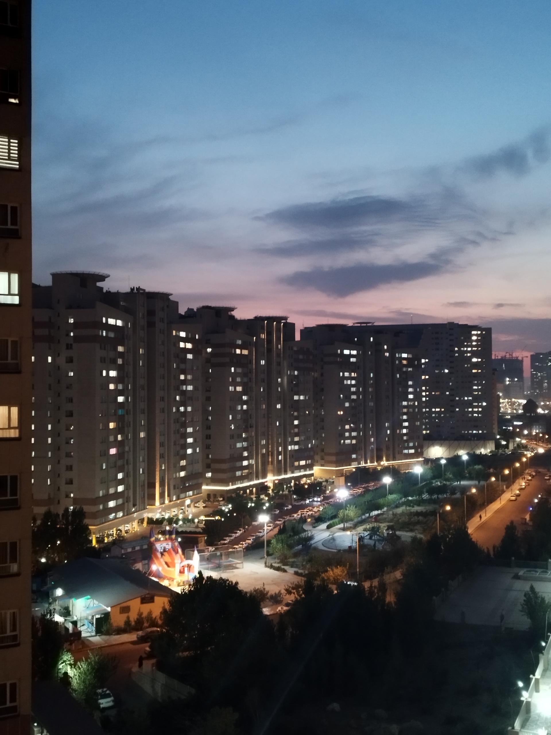 عکس برج آسمان 8