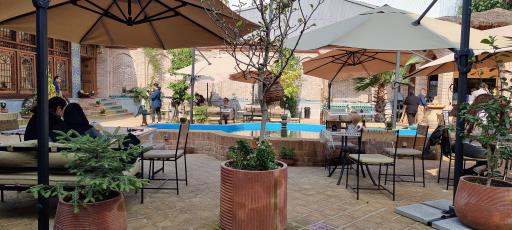 عکس عمارت همدانی