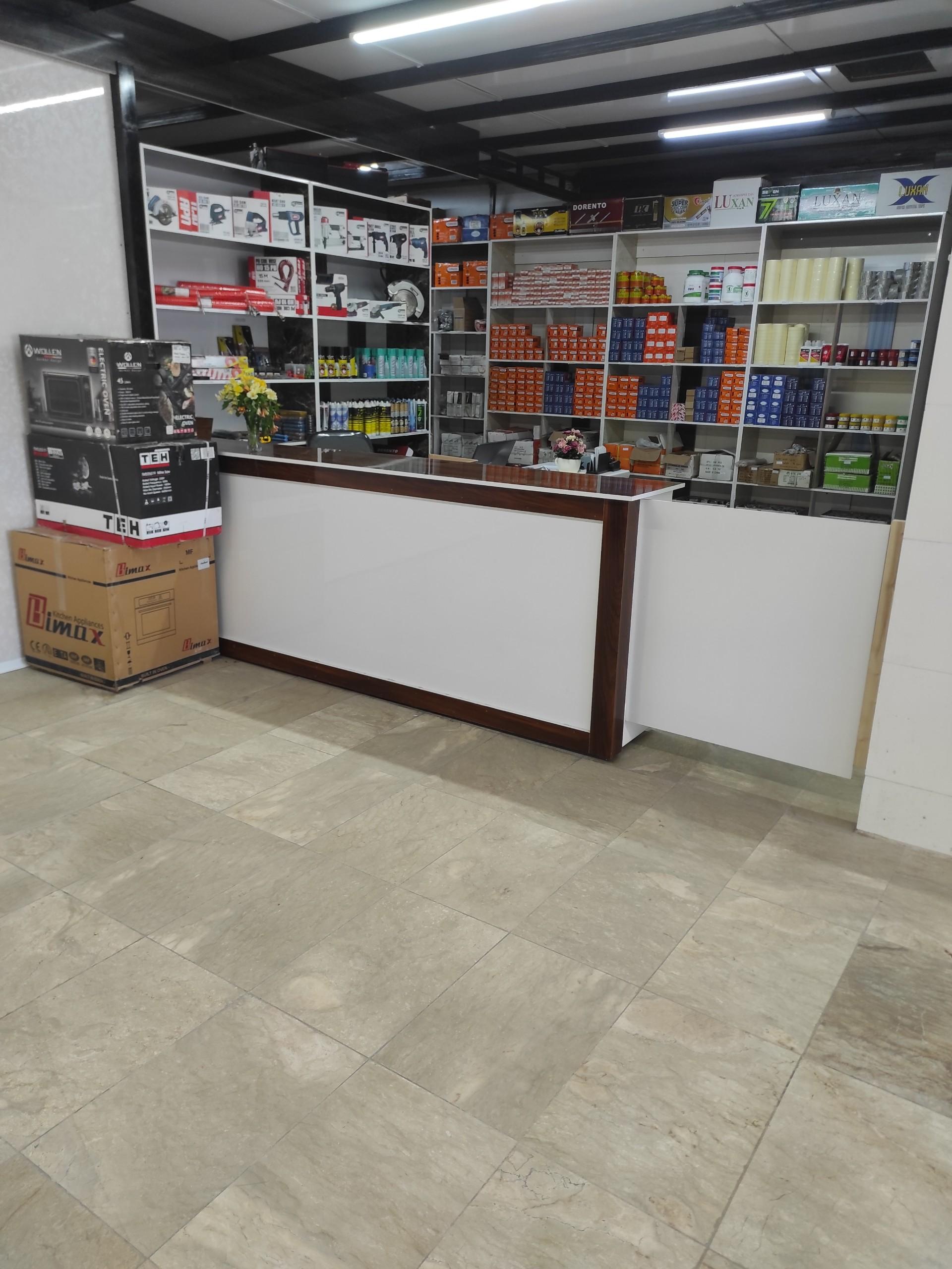 عکس فروشگاه یراق مدرن آسیا
