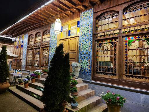 عکس عمارت همدانی