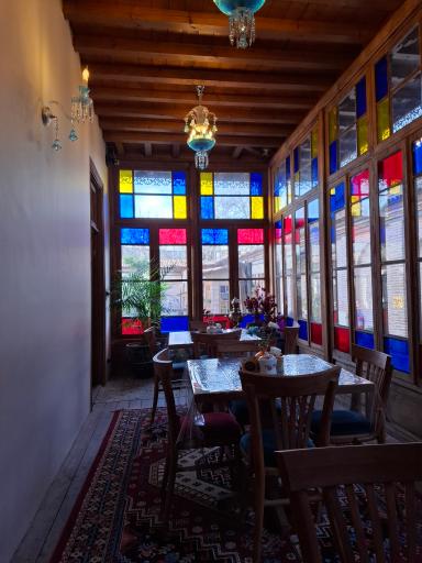 عکس عمارت همدانی