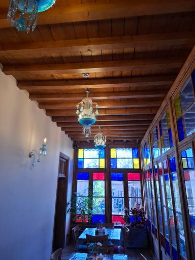 عکس عمارت همدانی