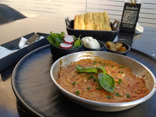 عکس کافه رستوران باراکودا