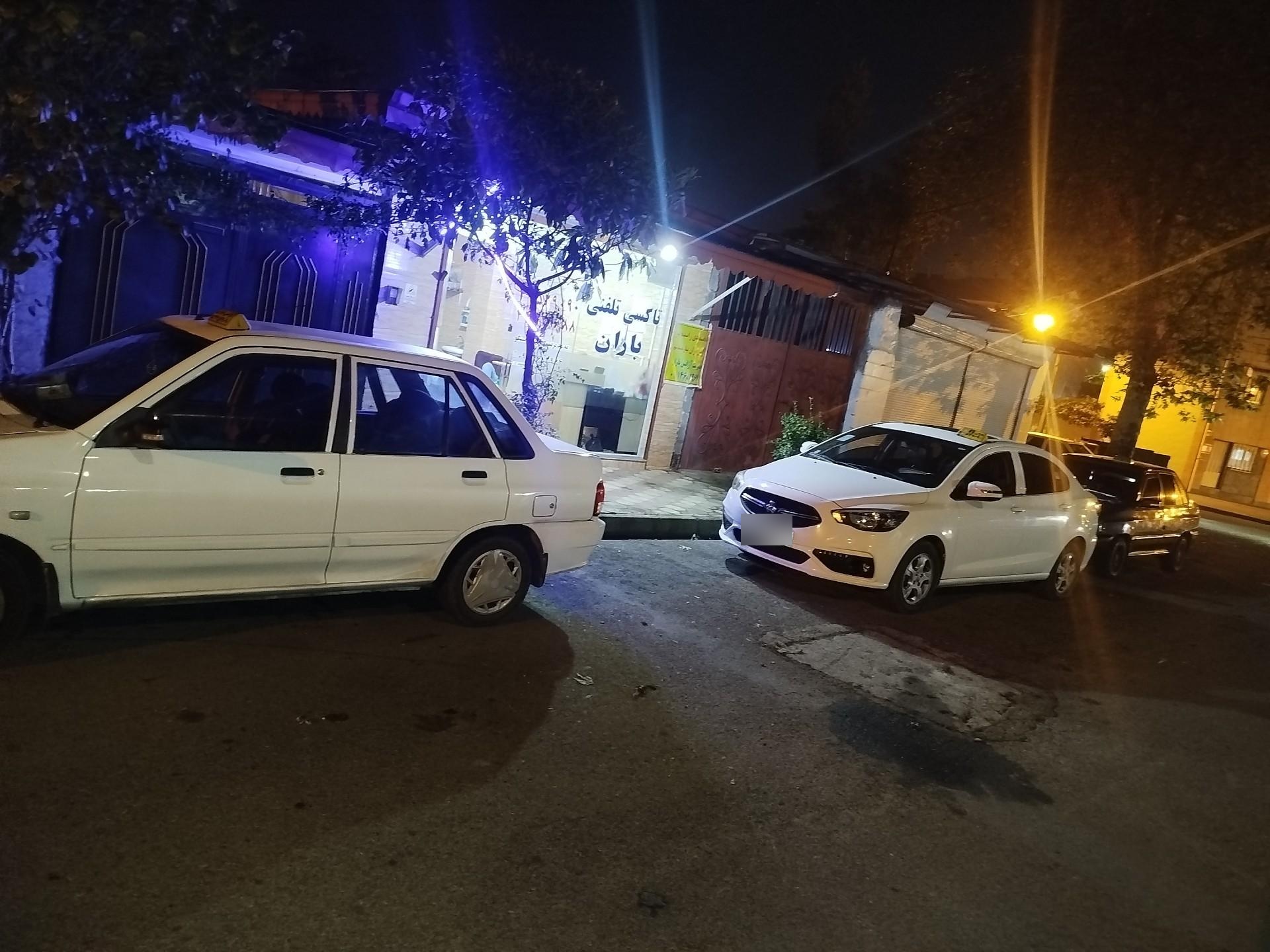 عکس تاکسی تلفنی باران