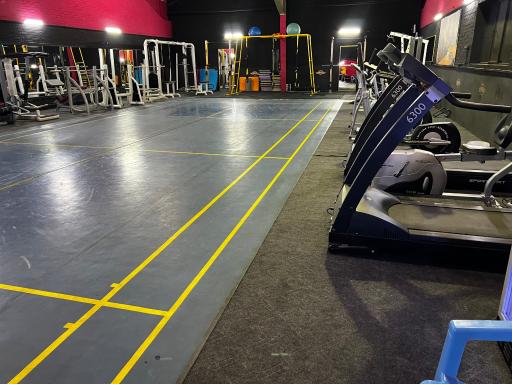 عکس باشگاه علمی ورزشی هیرو