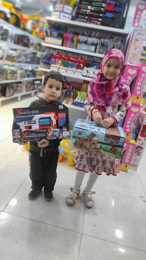 عکس فروشگاه اسباب بازی جورچین