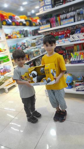 عکس فروشگاه اسباب بازی جورچین