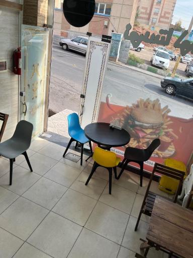 عکس فست فود نوستالویچ