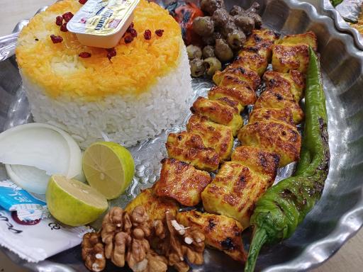 عکس رستوران وکبابسرای دادا