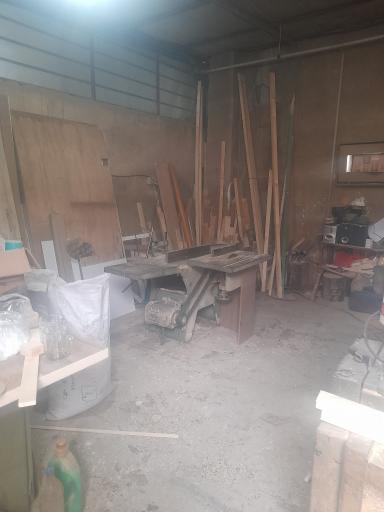 عکس کارگاه کابینت وودلندگلد