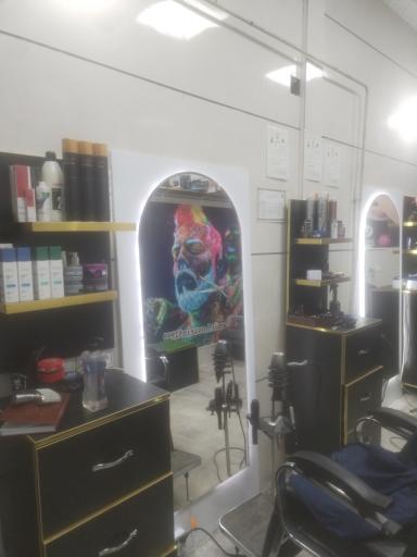 عکس کافه پیرایش امیر هیرکات