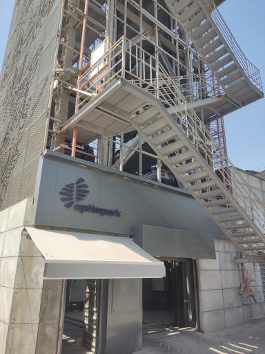 عکس پارکینگ طبقاتی آزادشهر