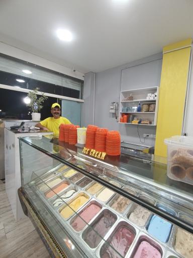 آبمیوه بستنی خان