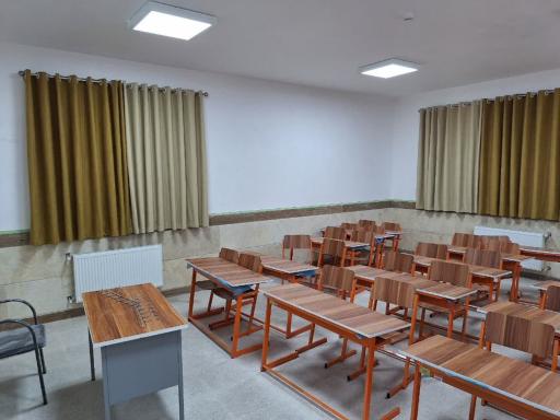 عکس دبستان دوره اول حاج علی دوان و فاطمه سلطانی