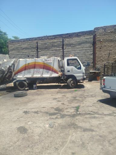 عکس مکانیکی ماشین سنگین  محمود محمدزاده