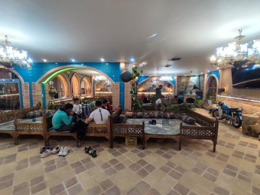 عکس سفره خانه عالیجناب