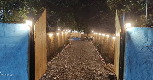 عکس باغچه رستوران هرمان