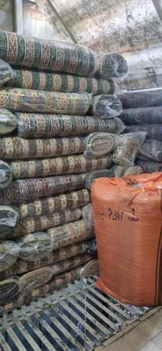 عکس پارچه فروشی جاجیم گل فشانی