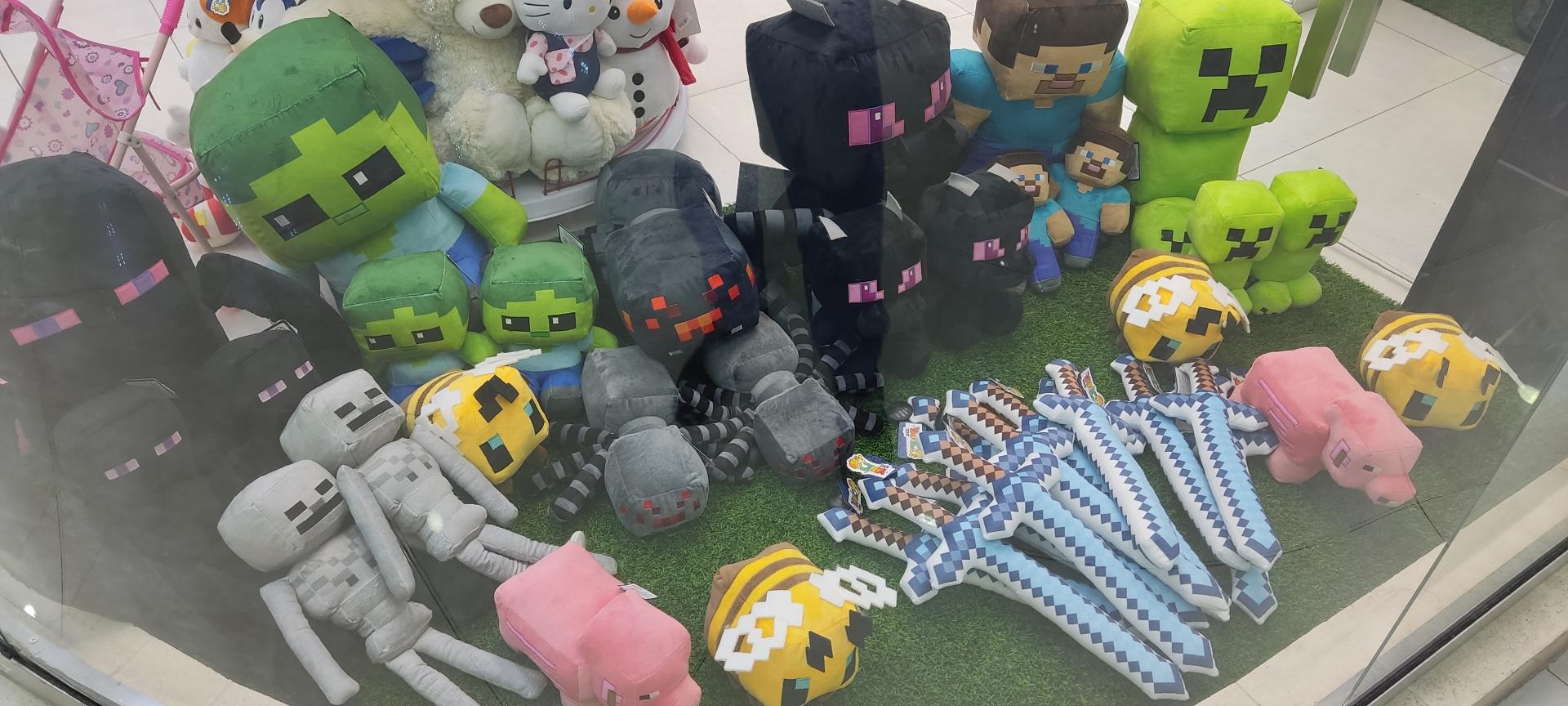 عکس فروشگاه پاستیل تویز