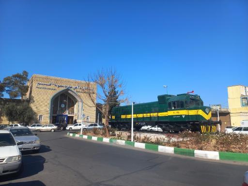 عکس ایستگاه راه آهن قم