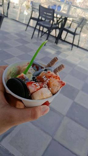 عکس ماست بستنی یوگولند