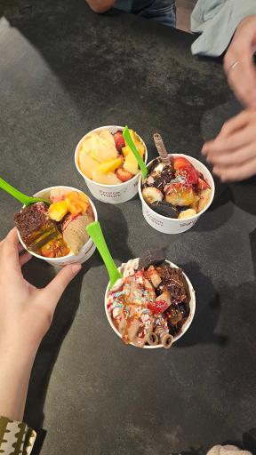 عکس ماست بستنی یوگولند