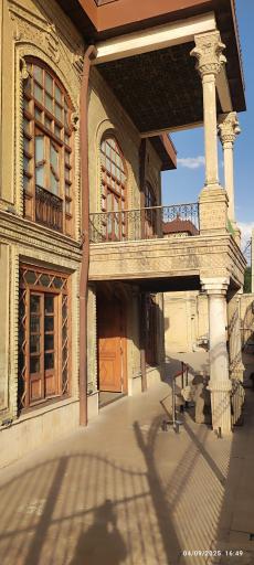 عکس موزه باستان شناسی و مردان نمکی