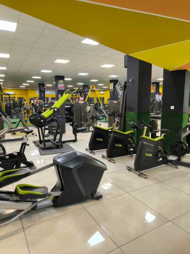 عکس باشگاه بدنسازی کربن