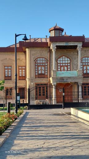 عکس موزه باستان شناسی و مردان نمکی