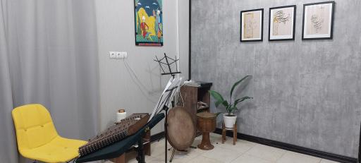 عکس آموزشگاه موسیقی سکوت سفید 