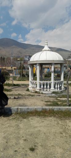 عکس پارک ساحلی دریاچه لواسان