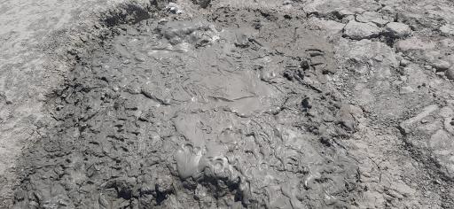 عکس کوه گل فشان تنگ