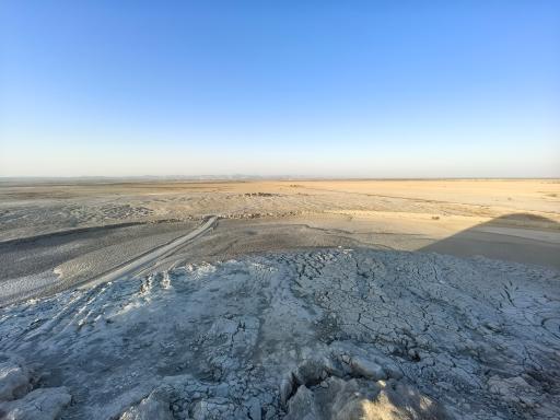 عکس کوه گل فشان تنگ