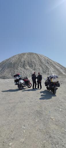 عکس کوه گل فشان تنگ