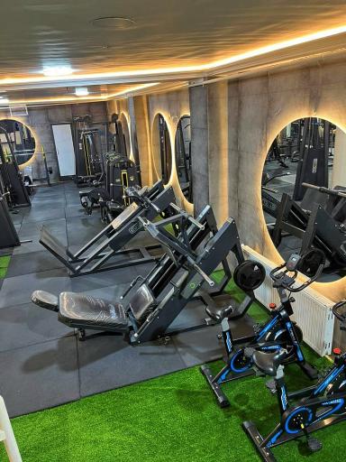 عکس باشگاه بدنسازی نووا