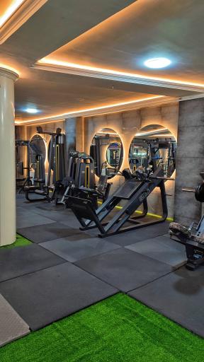 عکس باشگاه بدنسازی نووا