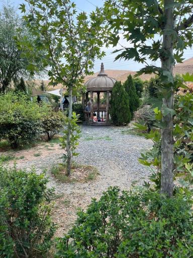 عکس پارک ساحلی دریاچه لواسان