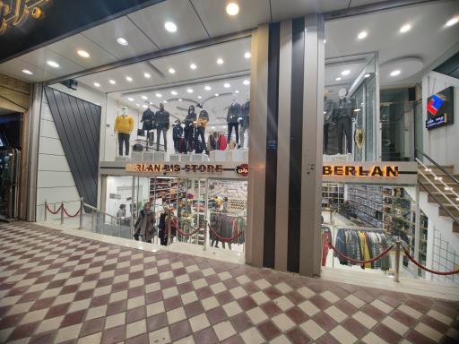 عکس فروشگاه بزرگ برلن