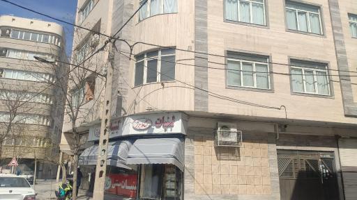 لبنیاتی نشاط برتر