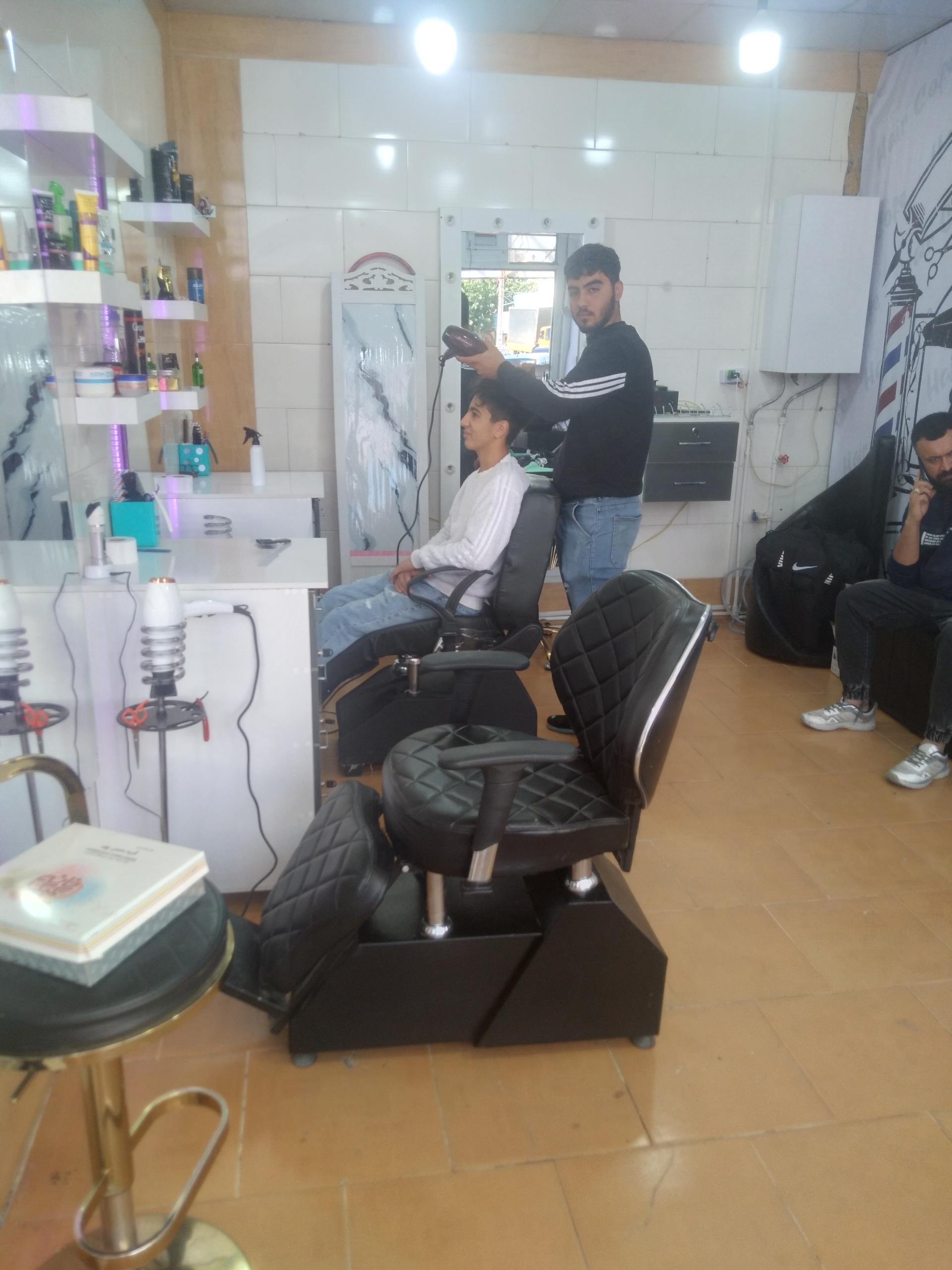 عکس سالن ارایش کافه مو