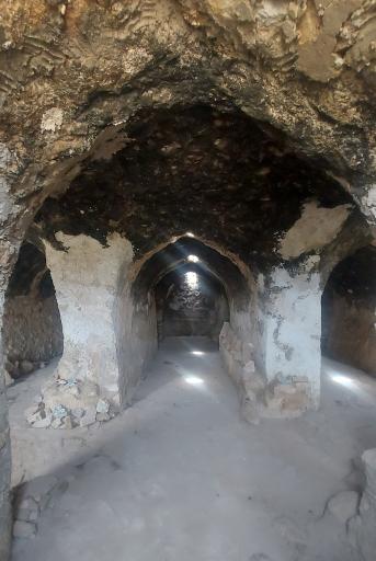 عکس طاق طویله