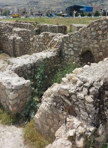 عکس طاق طویله