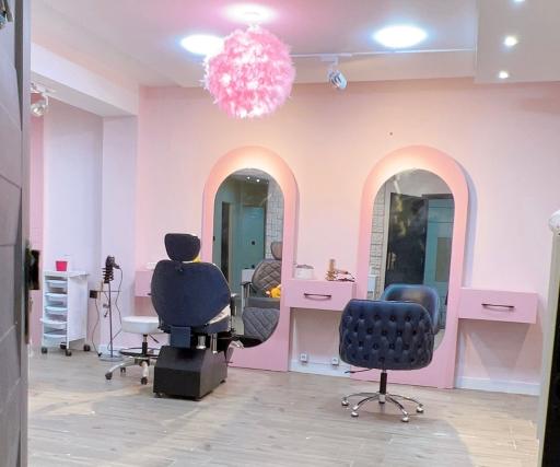 عکس سالن زیبایی مهسان روشن