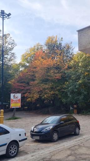 عکس چشمه آب معدنی قرمرض