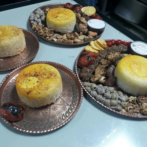 عکس رستوران ایران زمین