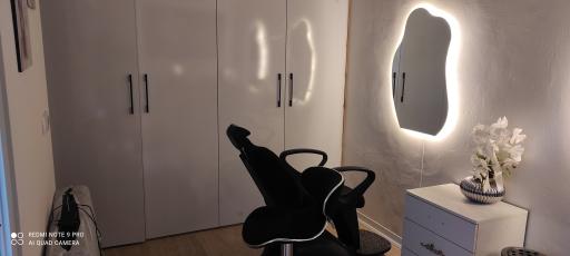 عکس آرایشگاه رهام