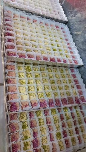 عکس حلوا سرای شبنم اردبیل
